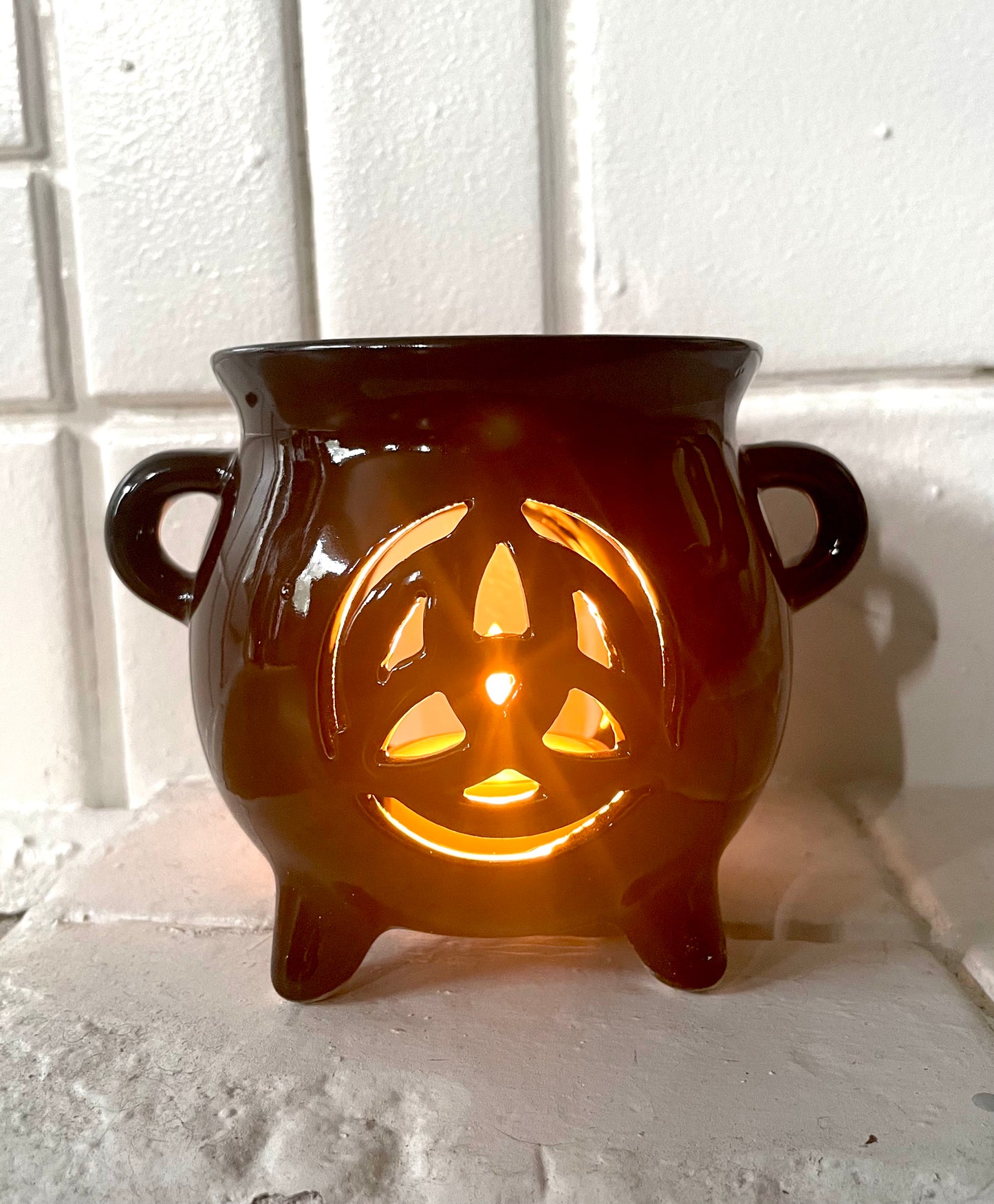 Triquetra Cauldron Wax Warmer